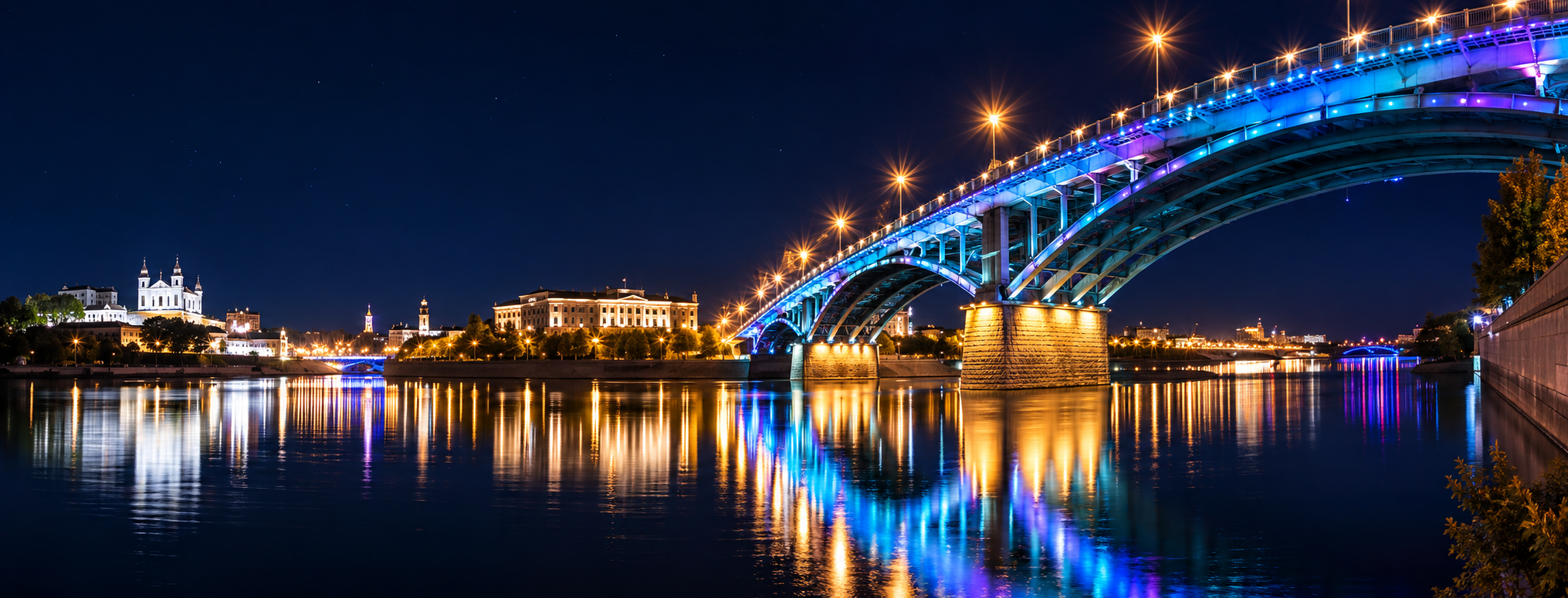 Архитектурная подсветка моста ночью